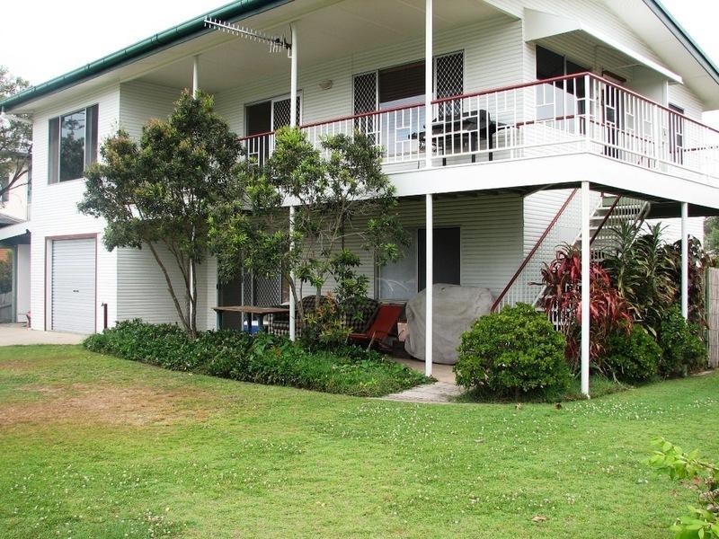 29 Awoonga Avenue, Burleigh Heads QLD 4220