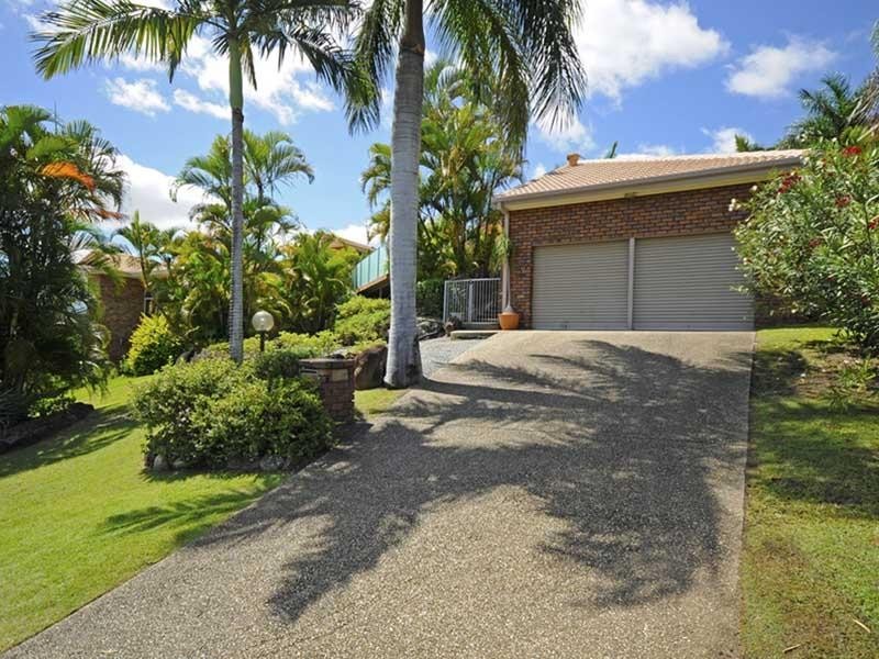 30 Kincaid Drive, Highland Park QLD 4211