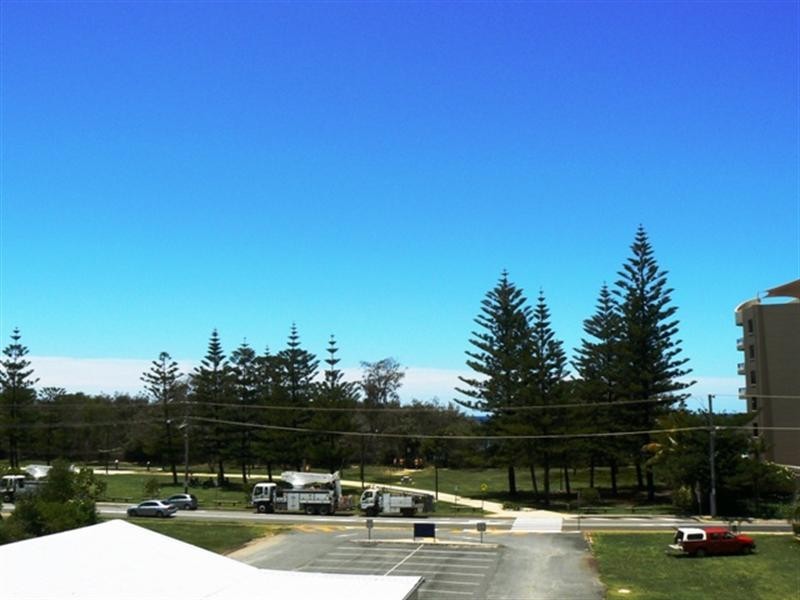 118 ”Diamond Beach Resort”, Alexandra Avenue, Broadbeach QLD 4218