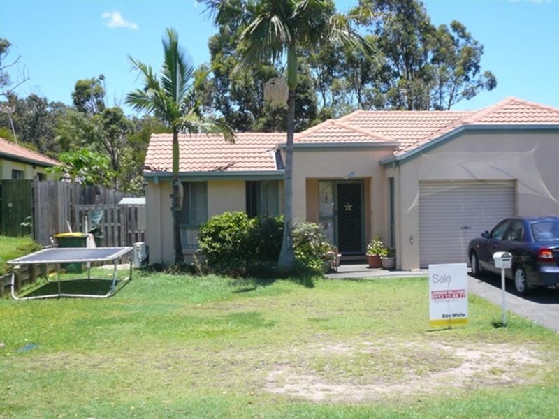 1/102 Greenacre Drive, Parkwood QLD 4214