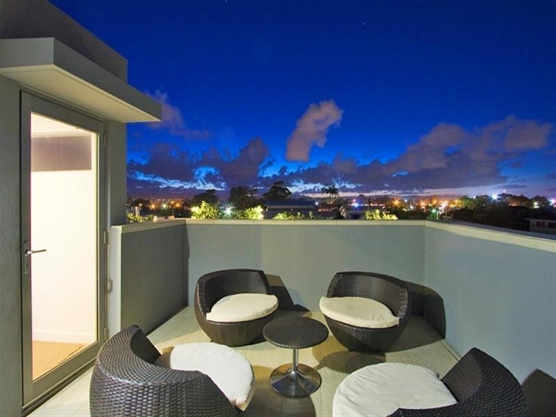 23 Messines Crescent, Miami QLD 4220