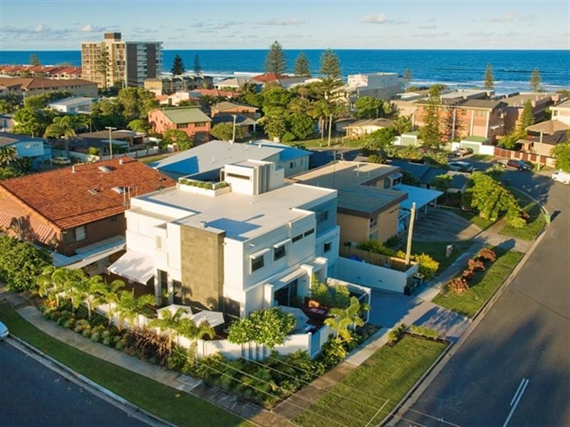 23 Messines Crescent, Miami QLD 4220