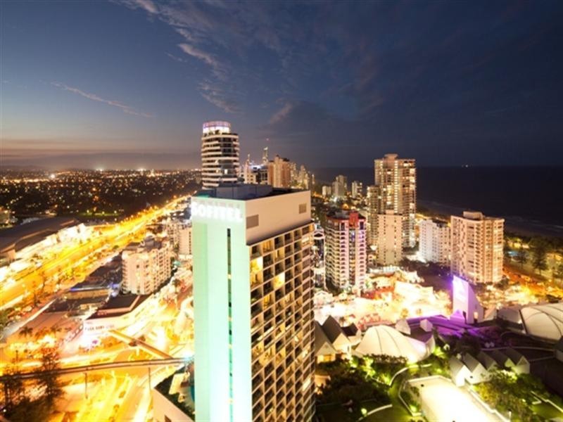 Broadbeach QLD 4218