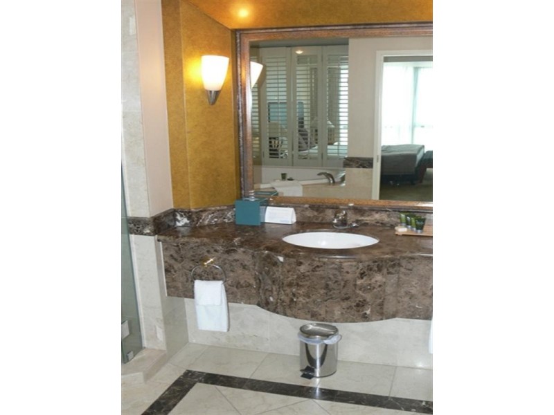 2102/25 Laycock Street, Surfers Paradise QLD 4217