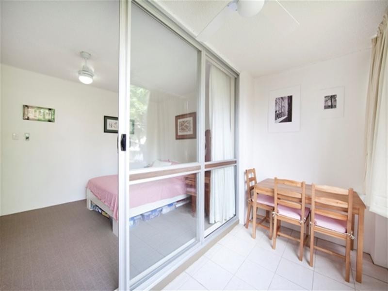 3 ‘Oceanis’, 4 Alexandra Avenue, Broadbeach QLD 4218