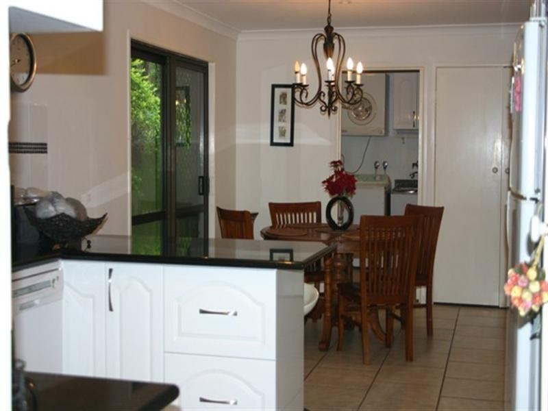 4 Heetera Court, Elanora QLD 4221