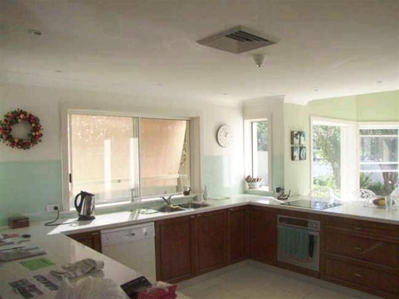 5326 Marine Drive North, Hope Island QLD 4212