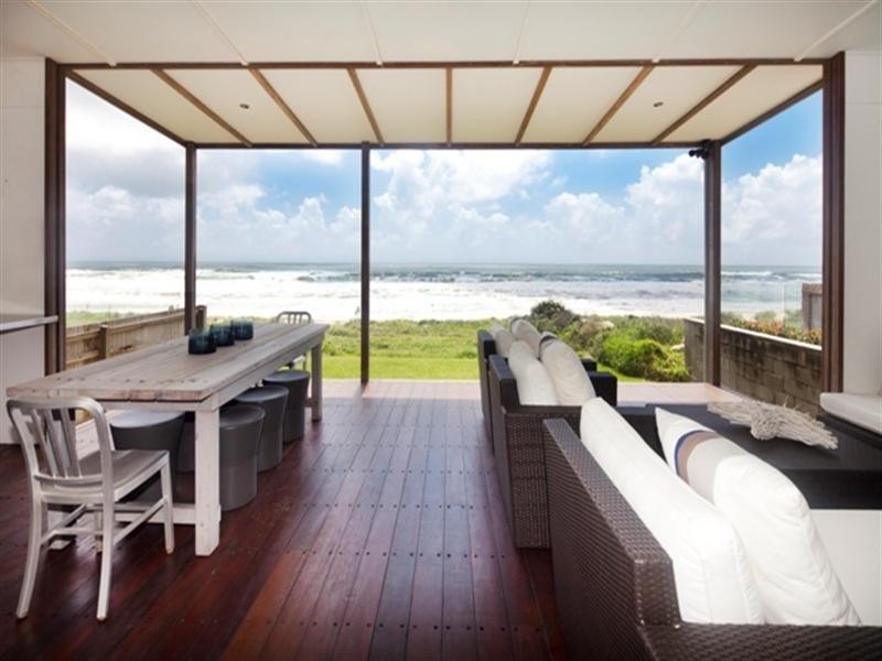 55 Hedges Avenue, Mermaid Beach QLD 4218