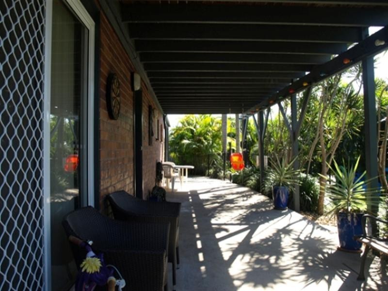 10 Lind Avenue, Southport QLD 4215