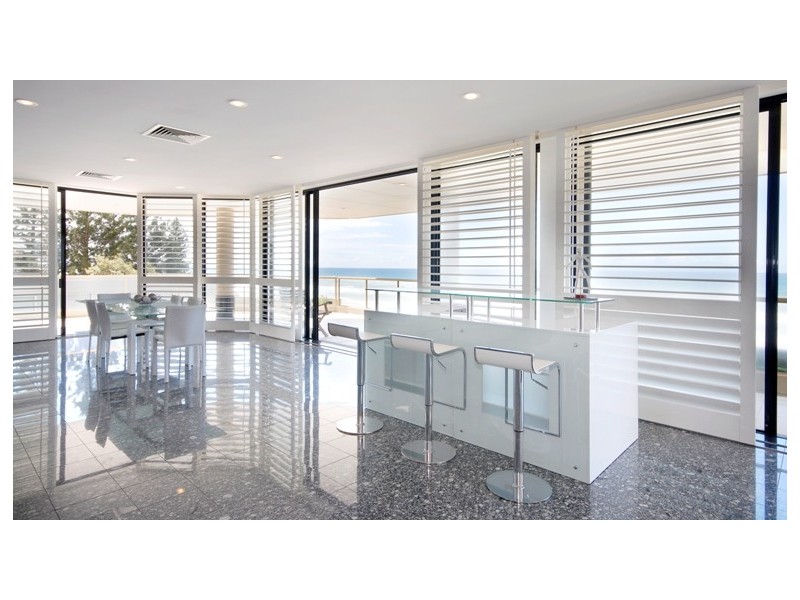 Penthouse ‘Ocean Resort’, 3527 Main Beach Parade, Main Beach QLD 4217