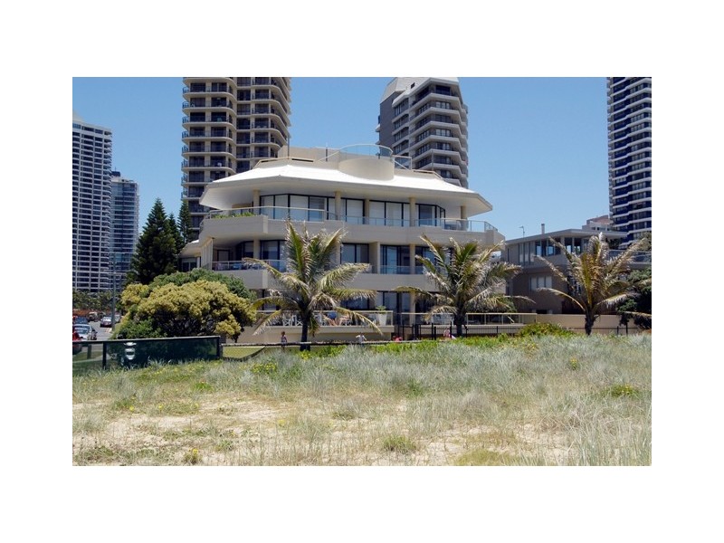 Penthouse ‘Ocean Resort’, 3527 Main Beach Parade, Main Beach QLD 4217