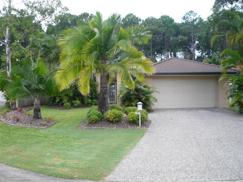 15 Ballybunyon Crescent, Hope Island QLD 4212