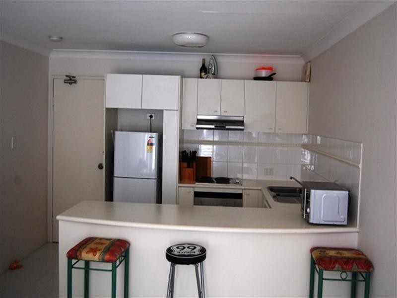 22/10 Genoa Street, Surfers Paradise QLD 4217