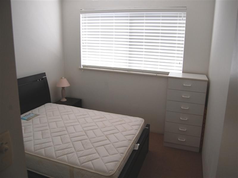 22/10 Genoa Street, Surfers Paradise QLD 4217