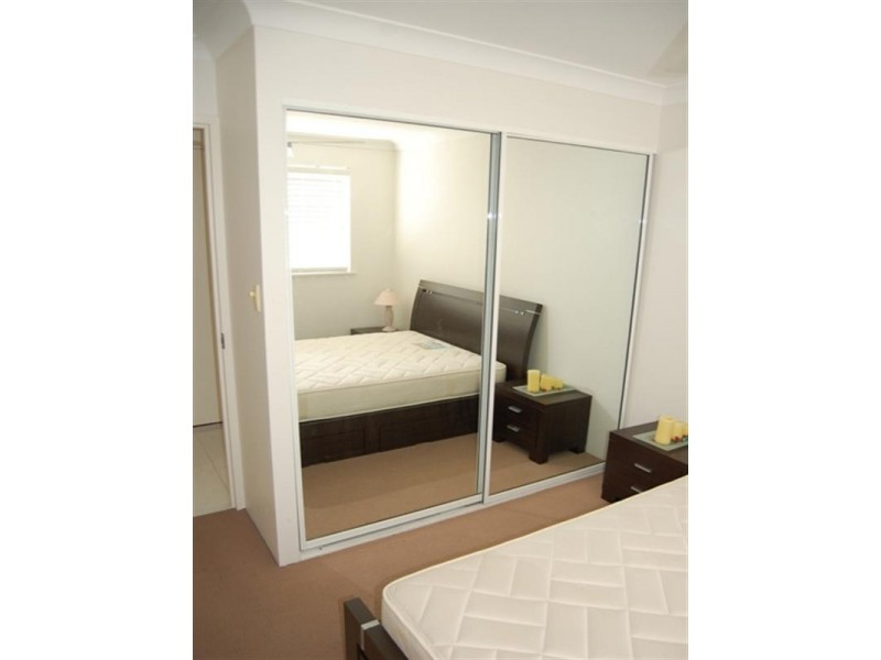 22/10 Genoa Street, Surfers Paradise QLD 4217