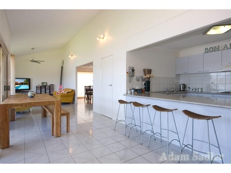 34 Auk Avenue, Burleigh Waters QLD 4220
