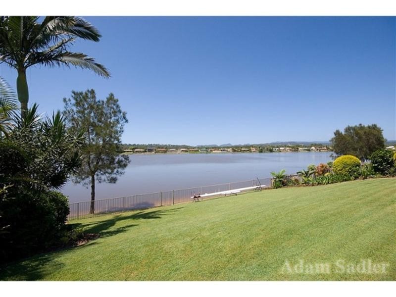 34 Auk Avenue, Burleigh Waters QLD 4220