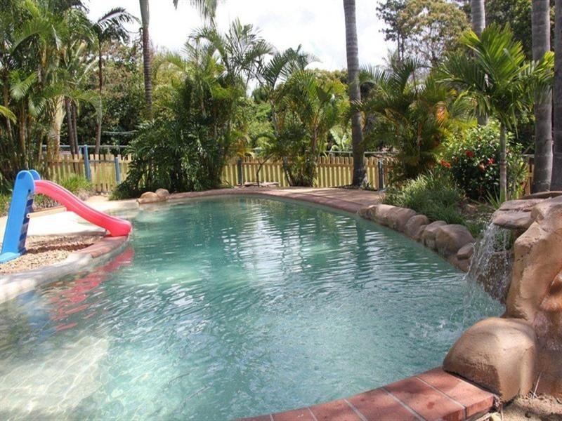 2-4 Terania Court, Tallebudgera QLD 4228