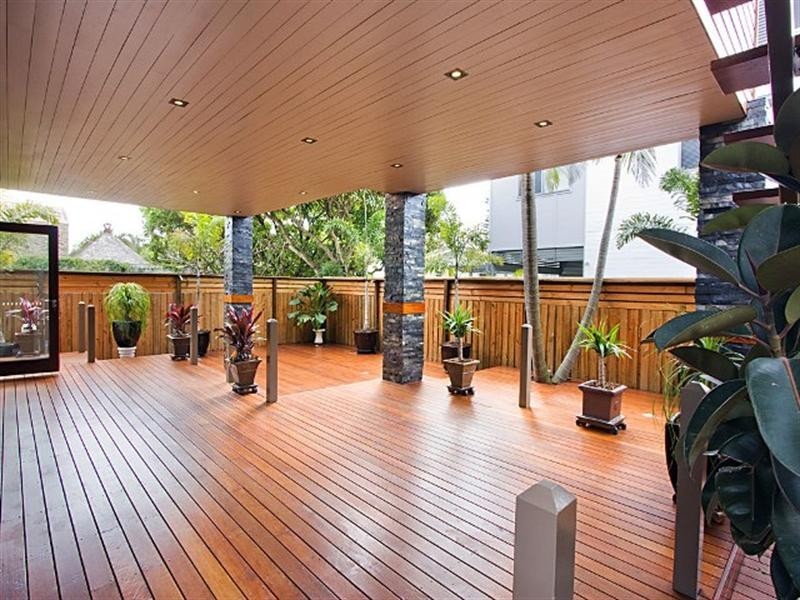 111 Petrel Avenue, Mermaid Beach QLD 4218