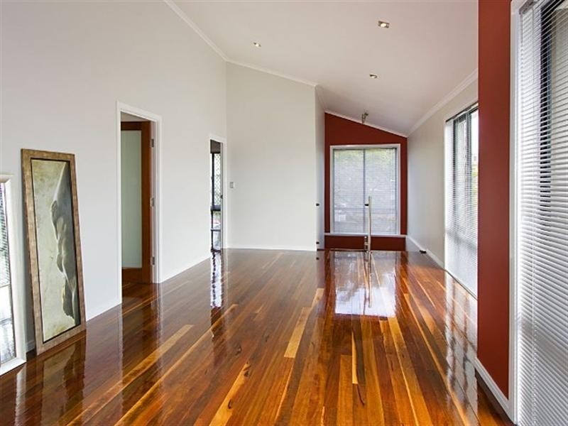 111 Petrel Avenue, Mermaid Beach QLD 4218