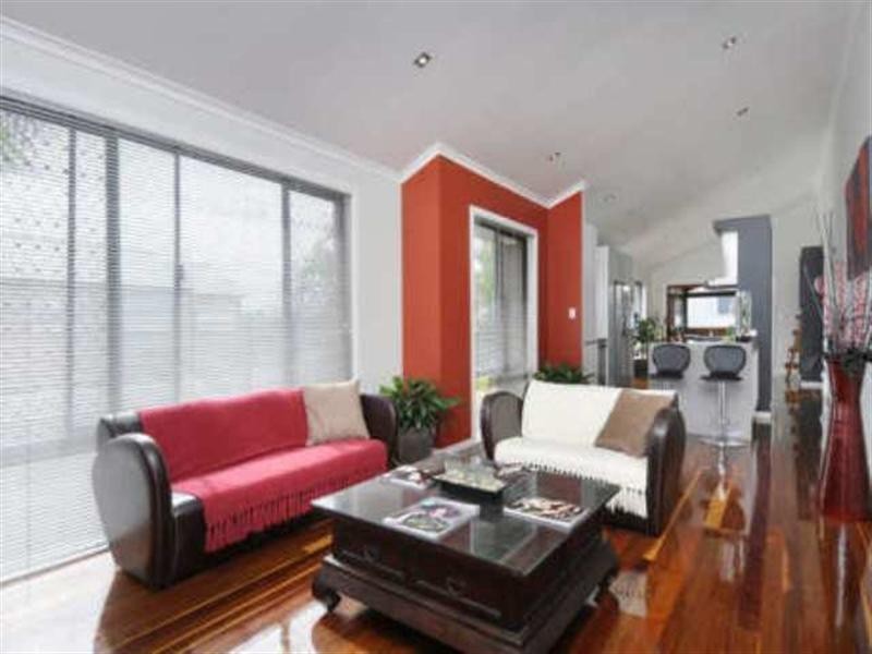 111 Petrel Avenue, Mermaid Beach QLD 4218