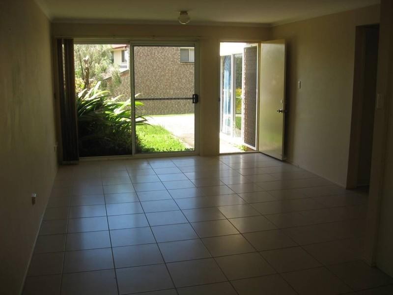 22/5 Greenlands Drive, Varsity Lakes QLD 4227