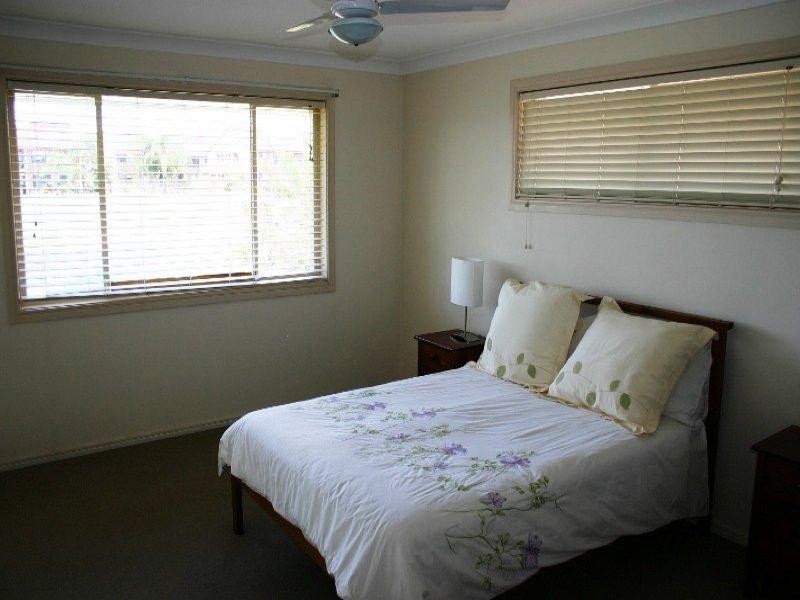 74 Hooker Boulevard, Broadbeach Waters QLD 4218