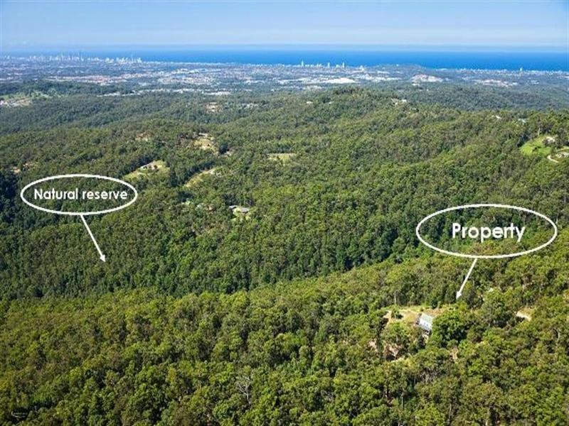 2 Chesterfield Drive, Bonogin QLD 4213