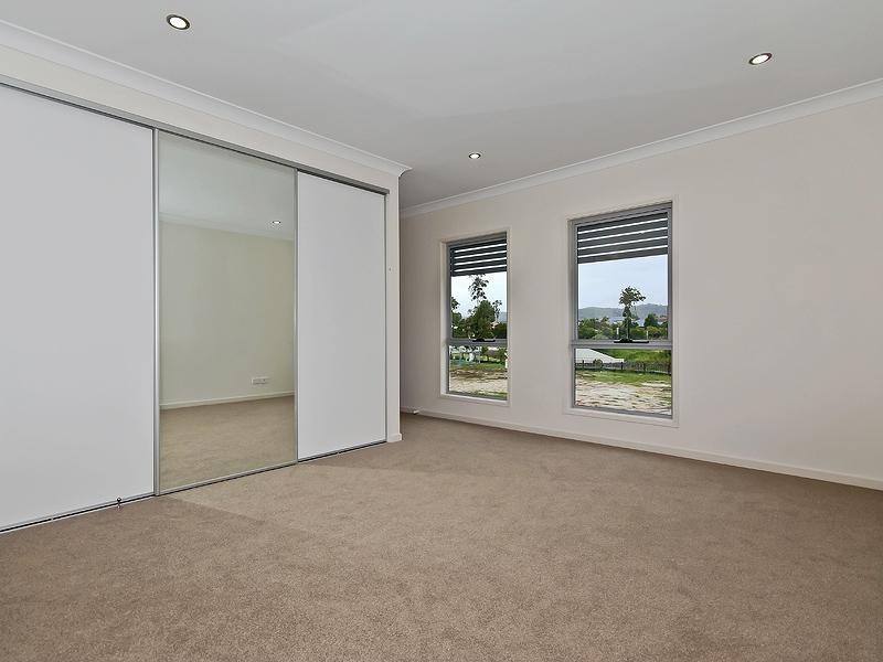 12 Jurien Crescent, Varsity Lakes QLD 4227