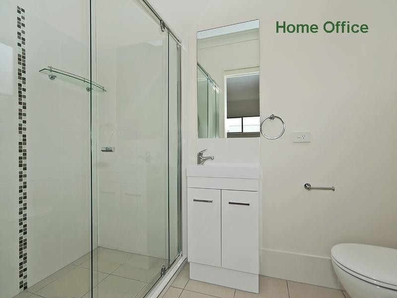 12 Jurien Crescent, Varsity Lakes QLD 4227