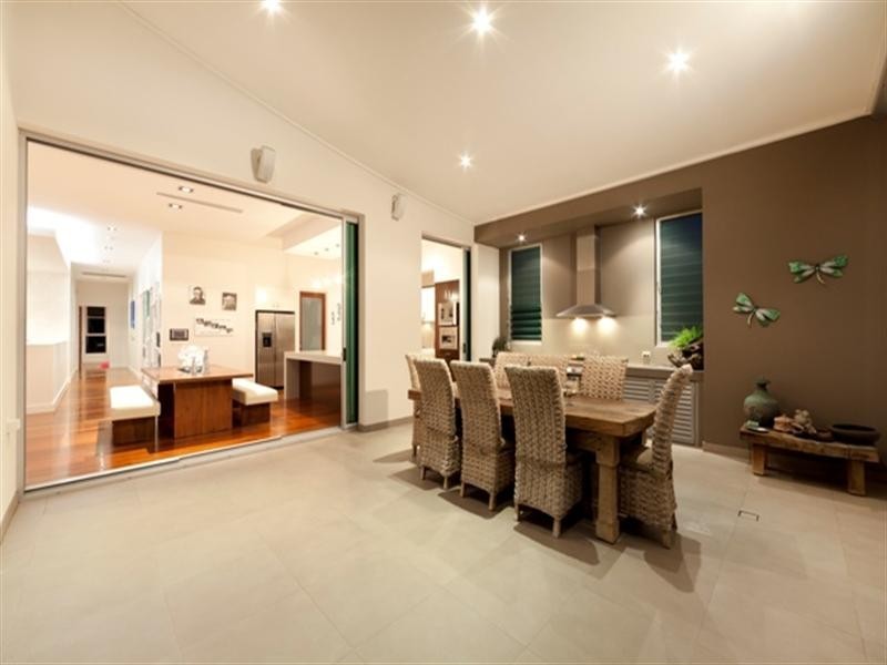 14-16 Ocean Street, Mermaid Beach QLD 4218