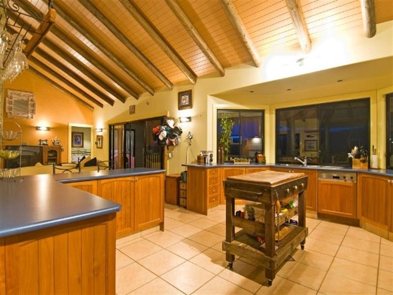 405 Bonogin Road, Bonogin QLD 4213