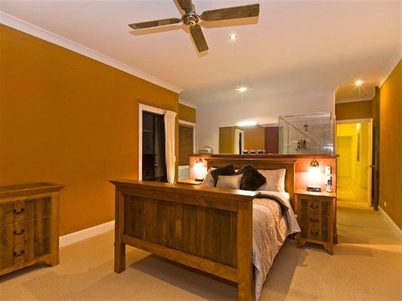 405 Bonogin Road, Bonogin QLD 4213