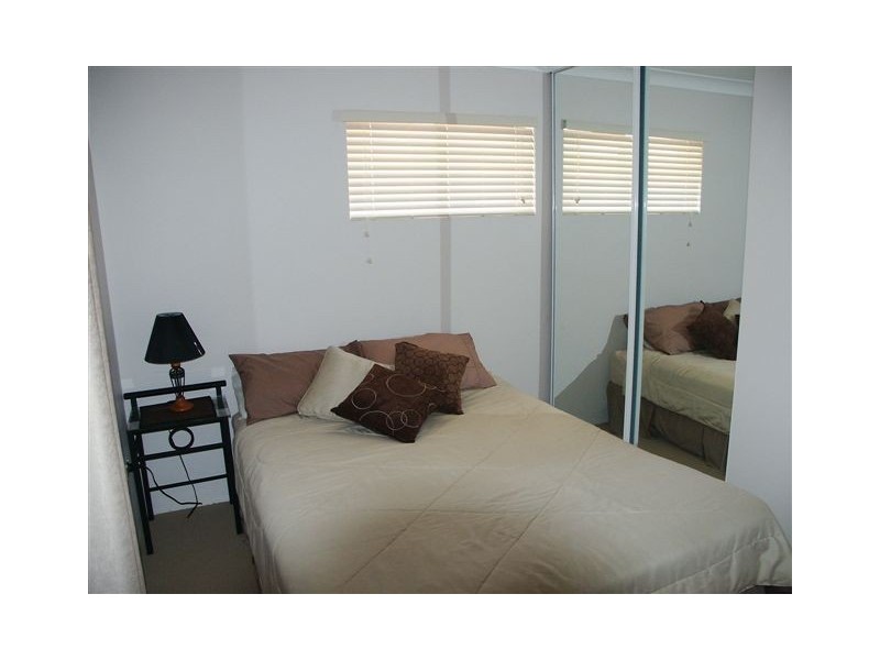 4/1933 Gold Coast Highway, Burleigh Heads QLD 4220