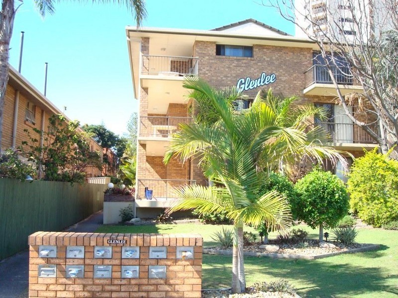 4/1933 Gold Coast Highway, Burleigh Heads QLD 4220