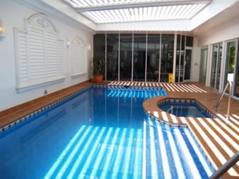 413/9 Beach Pd, Broadbeach QLD 4218