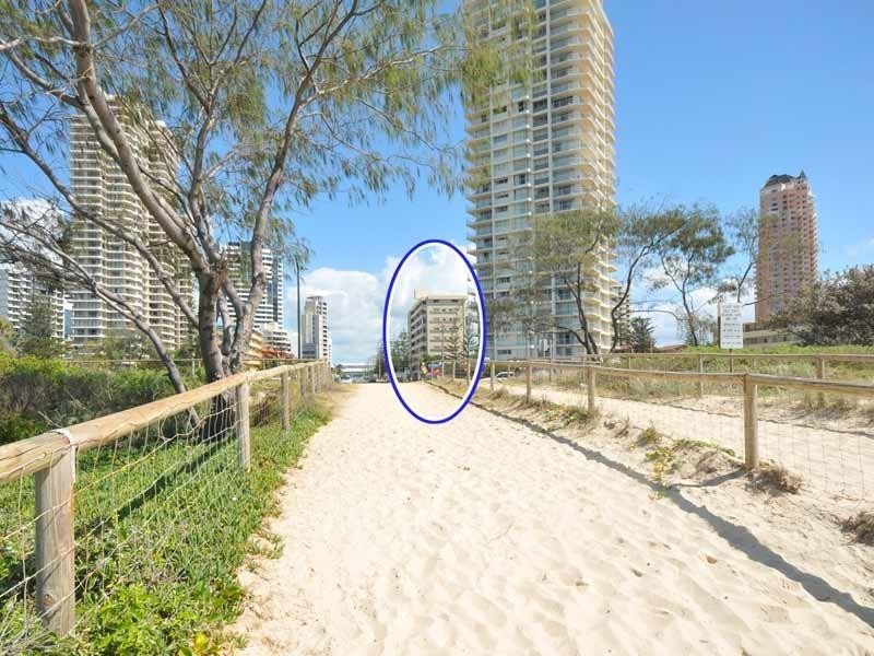 25 ‘Queensleigh’ 5 Queensland Avenue, Broadbeach QLD 4218