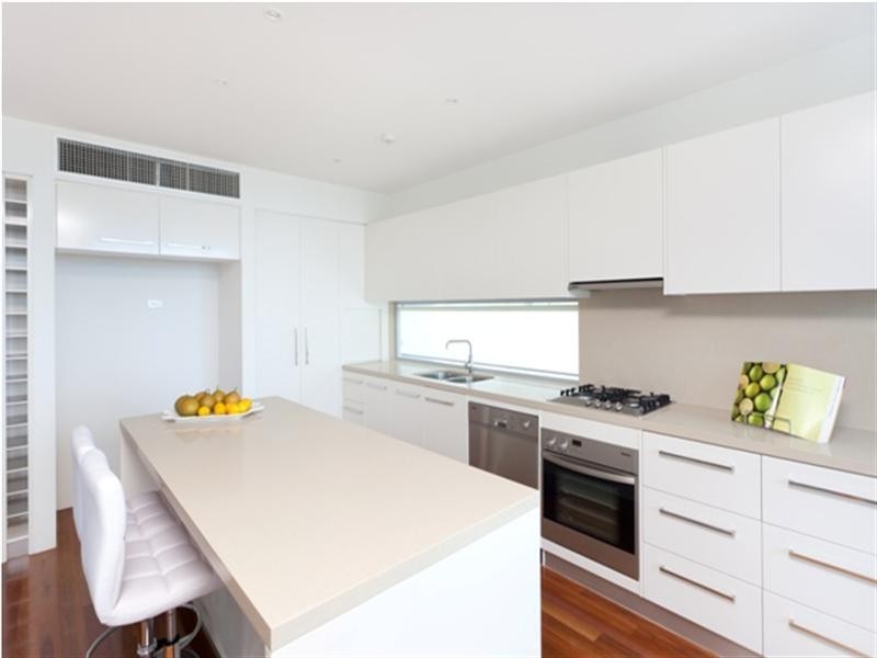 4 ‘Aspect on Burleigh’, 112 The Esplanade, Burleigh Heads QLD 4220