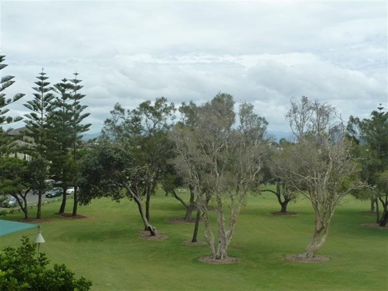 18 ‘The Nelson’ 5 Admiralty Drive, Surfers Paradise QLD 4217