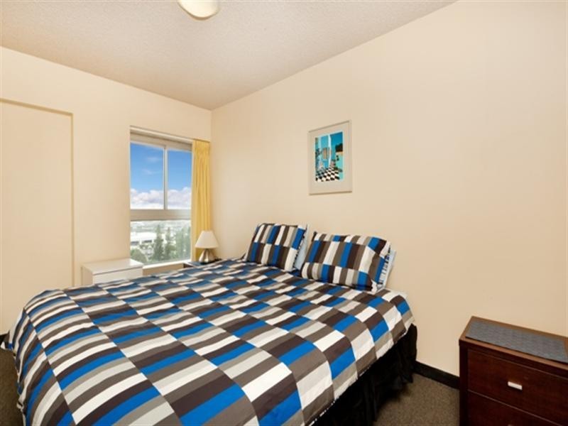 32 ‘Bahia’ 154 The Esplanade, Surfers Paradise QLD 4217