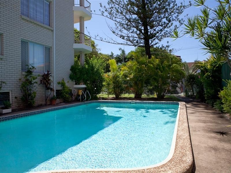 5/141 Surf Parade, Broadbeach QLD 4218