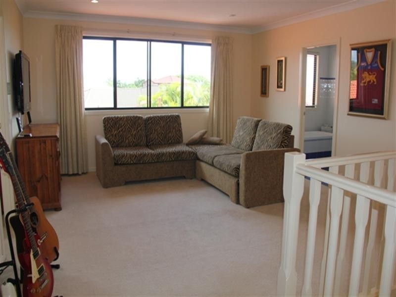 3 Shoalwater Court, Burleigh Waters QLD 4220