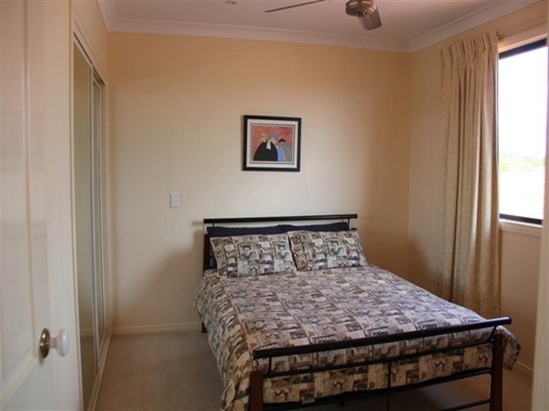 3 Shoalwater Court, Burleigh Waters QLD 4220