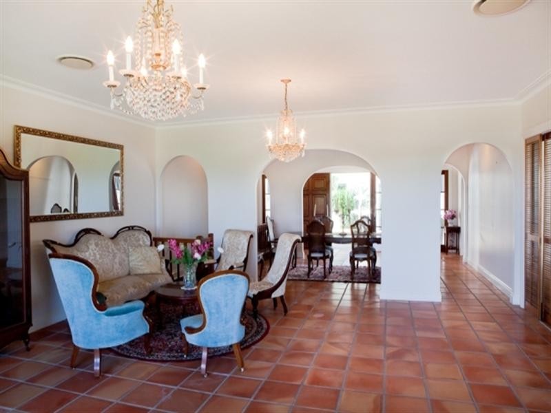 19 Wildash Street, Southport QLD 4215