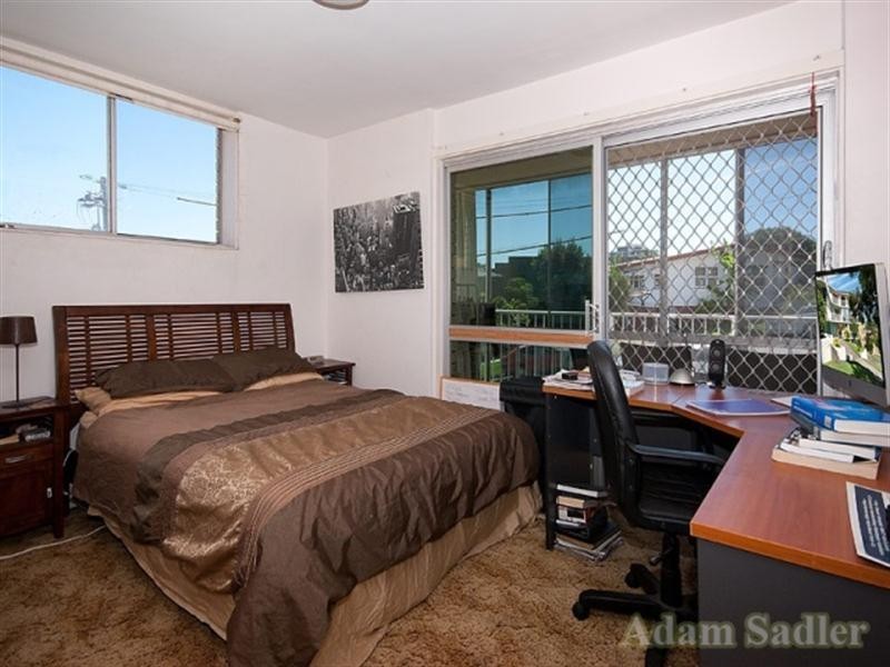 1 ‘ Balcombe Rise’ 2 Stanley Street, Burleigh Heads QLD 4220