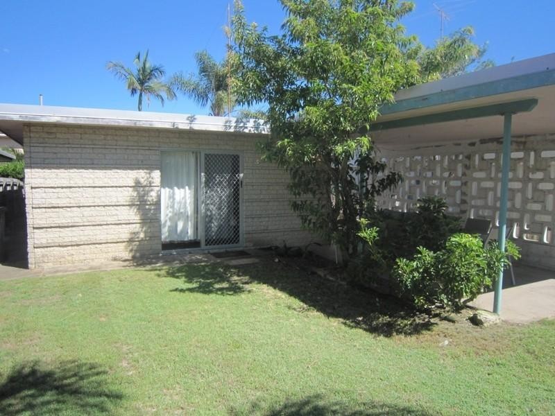102 Dolphin Avenue, Mermaid Beach QLD 4218