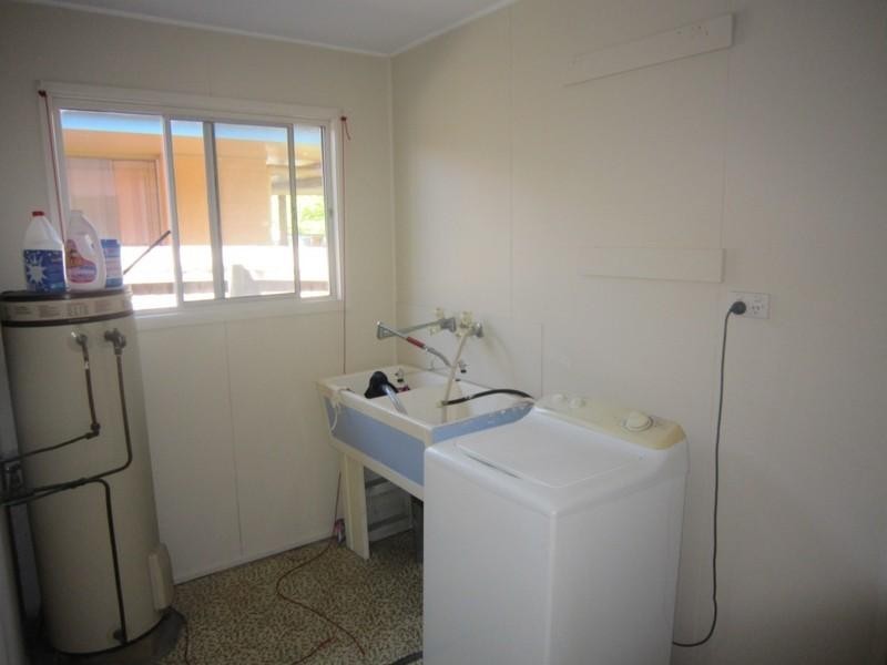 102 Dolphin Avenue, Mermaid Beach QLD 4218