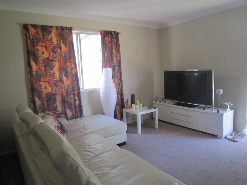 102 Dolphin Avenue, Mermaid Beach QLD 4218