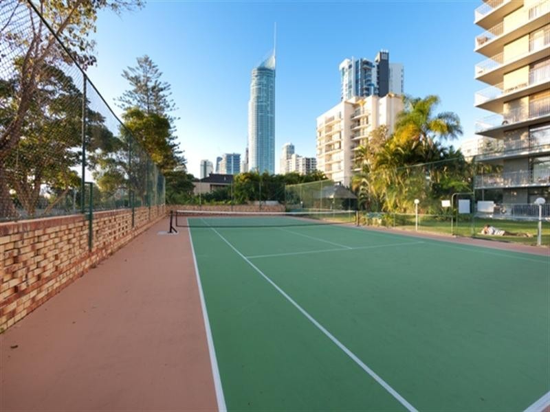 1B ‘Thornon Towers’ 33 Thornton Street, Surfers Paradise QLD 4217