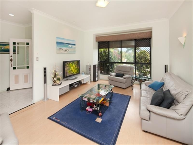 9 Portland Court, Parkwood QLD 4214